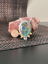 Load image into Gallery viewer, Oval Labradorite Necklace