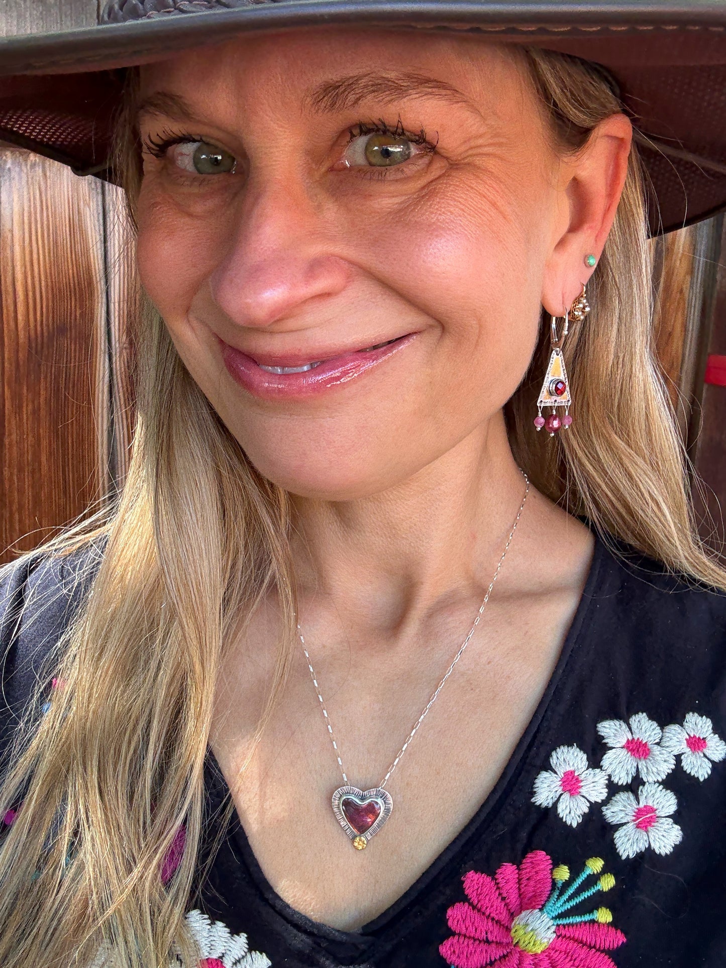 Heart’s Aura Necklace