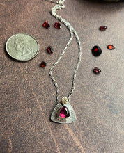 Load image into Gallery viewer, Rhodolite Garnet Necklace