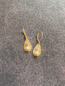 18k yellow and rose gold Diamond earrings
